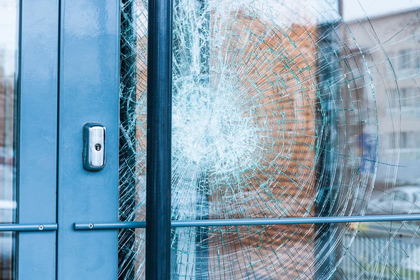 Emergency door repair service