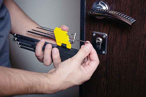Commercial Locksmiths Manchester